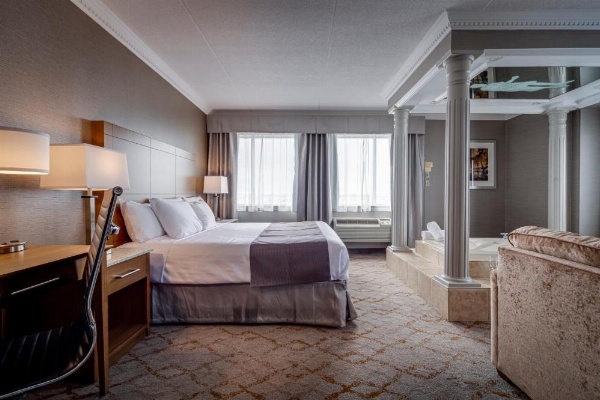 Monte Carlo Inns - Vaughan Suites image 13